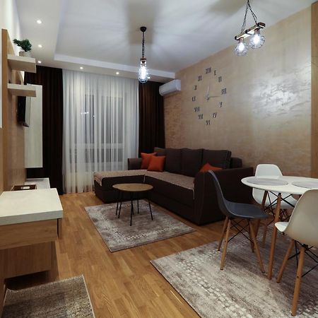 Apartment Promenada Avenija Novi Sad Exteriör bild