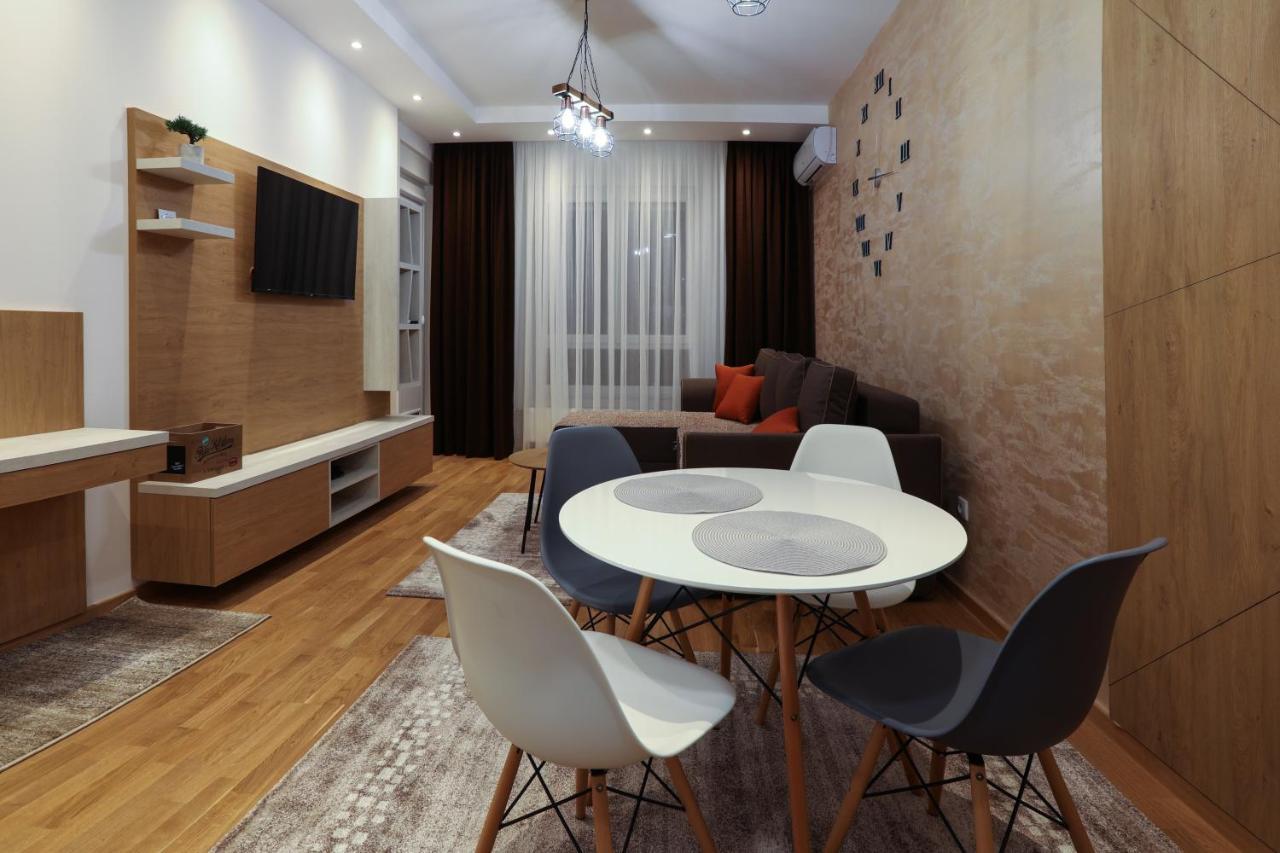 Apartment Promenada Avenija Novi Sad Exteriör bild