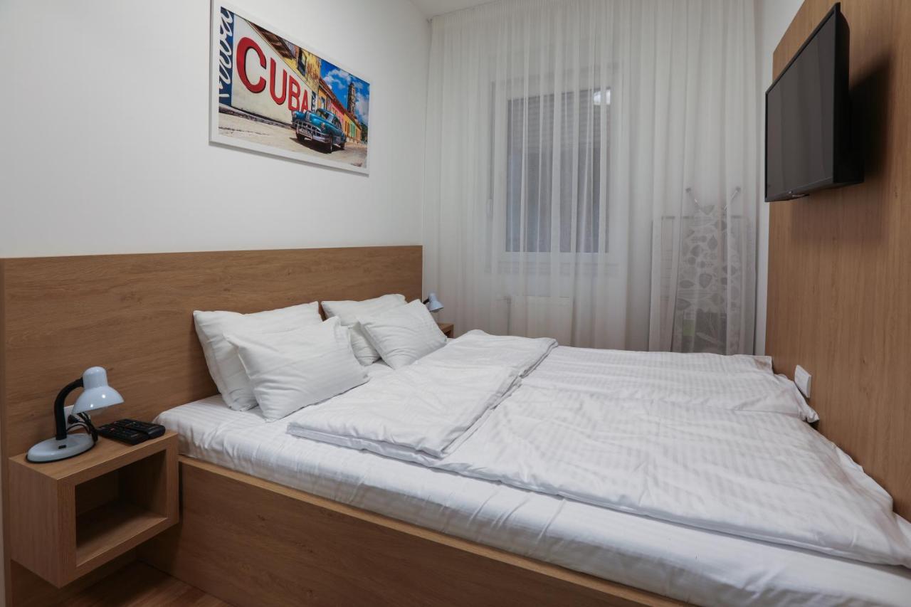Apartment Promenada Avenija Novi Sad Exteriör bild
