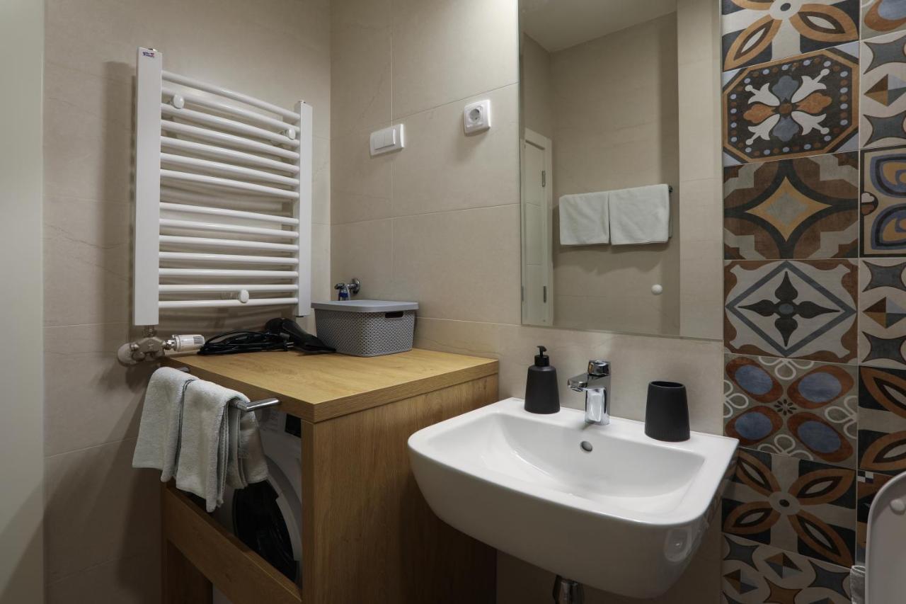 Apartment Promenada Avenija Novi Sad Exteriör bild