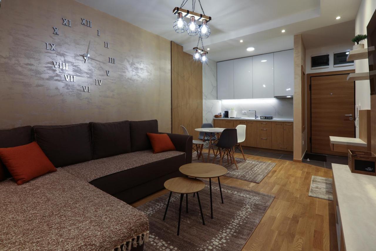 Apartment Promenada Avenija Novi Sad Exteriör bild